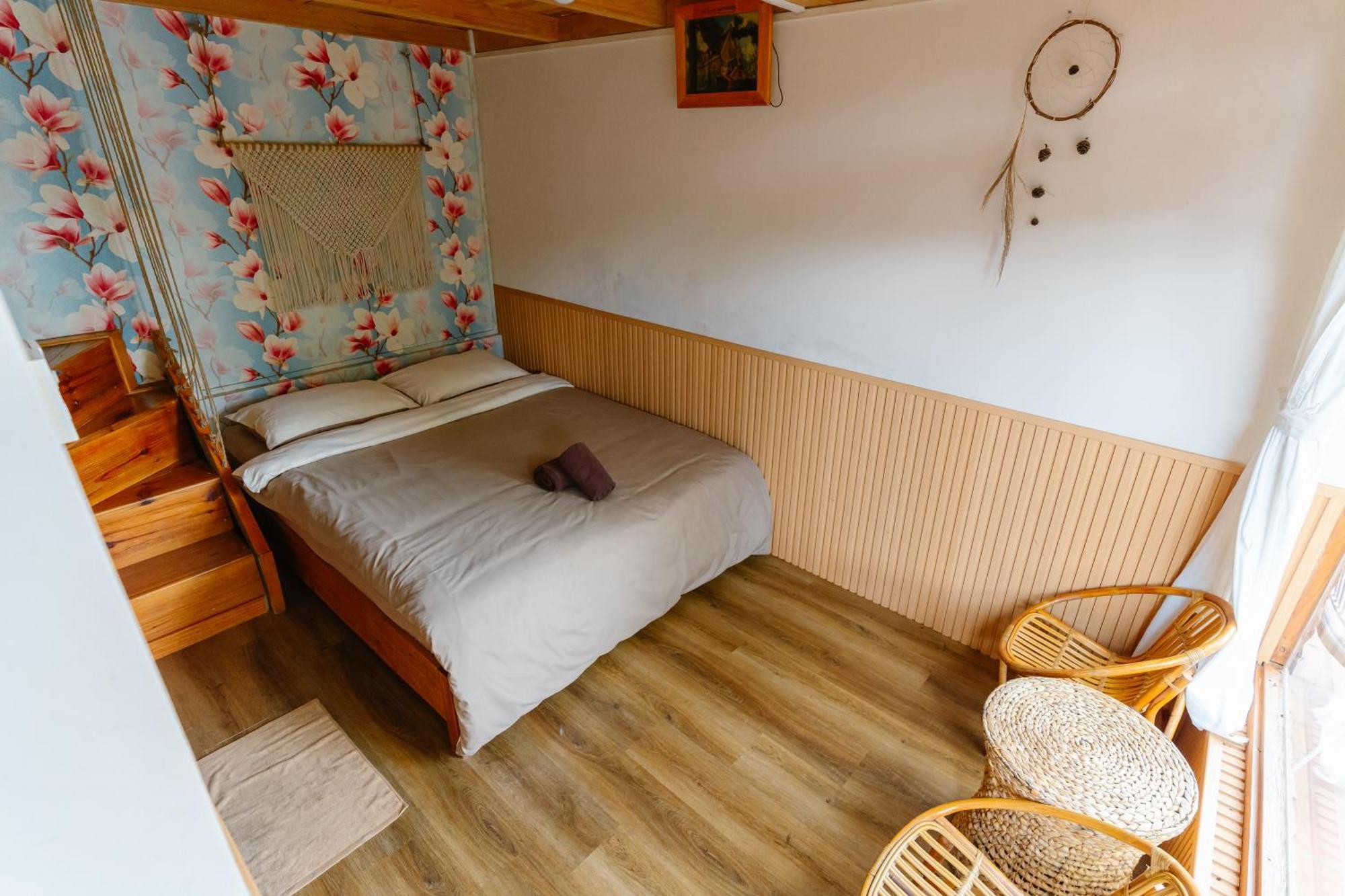 Lodge Hoang Gia Trang Đà Lạt